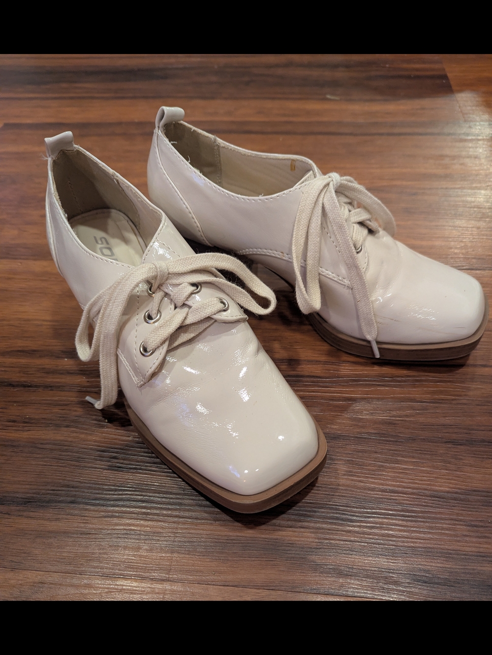 Soda Cream Patent Lace-Up Women's Oxfords